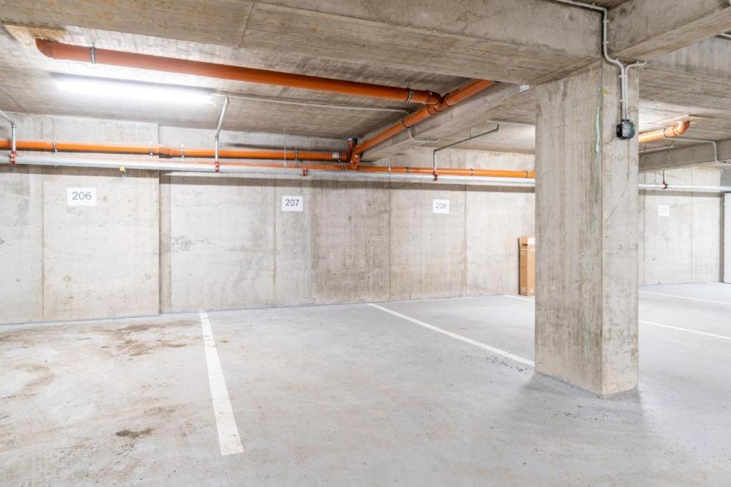 Brand New Studio Apartment #24 In Elite Residence With Free Secure Parking In The Center Prague Exterior photo